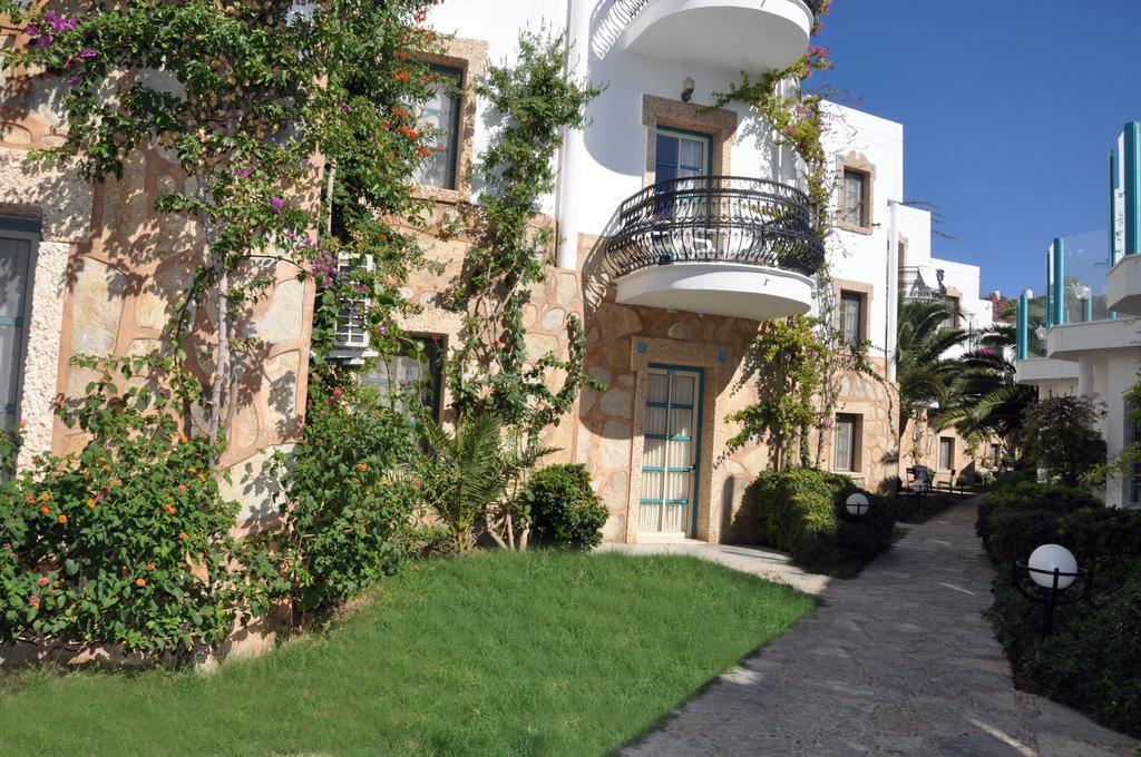 Hotel apartamentowy Siesta